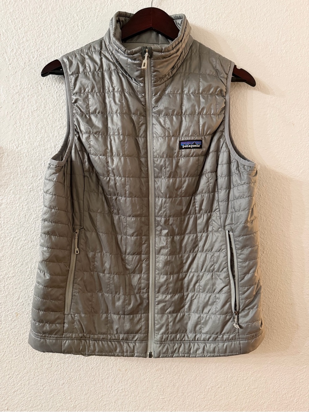 Patagonia Women's Quilted Vest in Light Gray